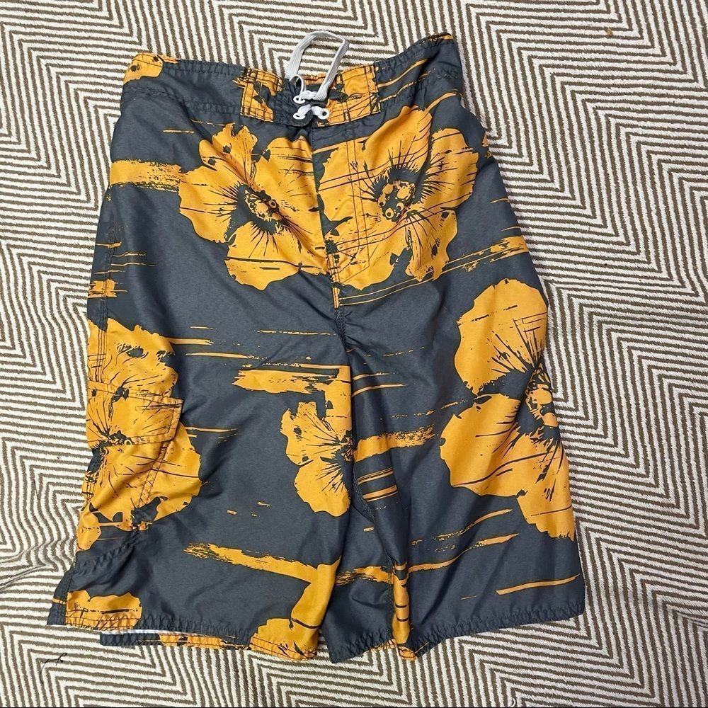 Joe Boxer boys swim trunks - size XL (14-16)